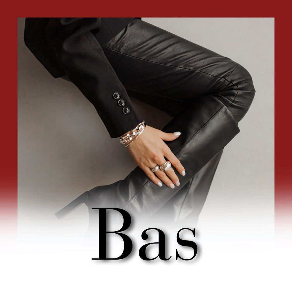 Bas
