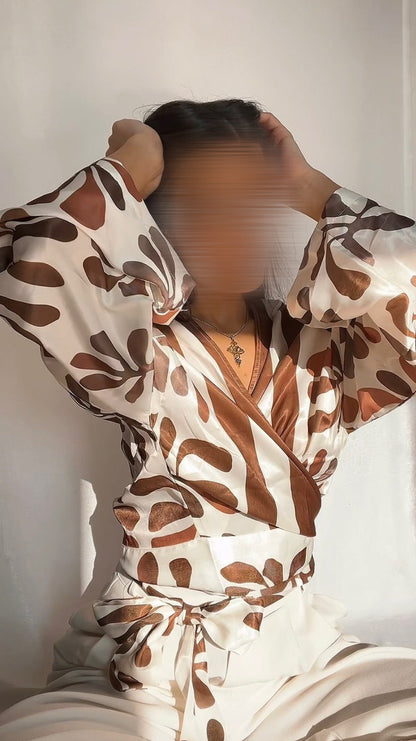 Blouse Satinée à Nouer.